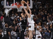 华体会登入-鹈鹕送出CJ+奥利尼克+1次轮从奇才得到普尔+贝