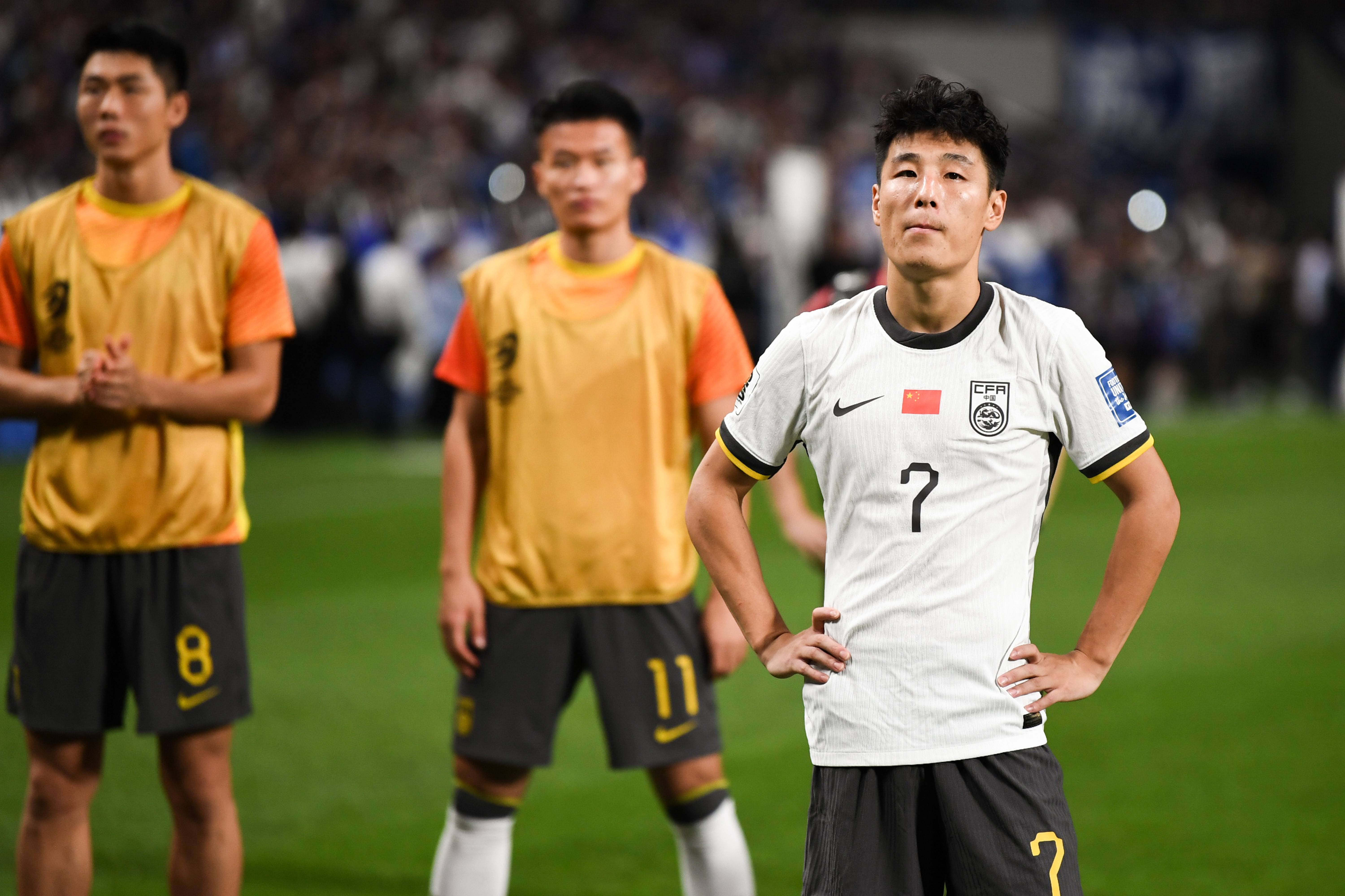 国内足球赛事备受瞩目，球员实力突出的简单介绍