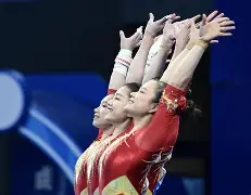 竞技场上绝尘而去，中国体操队再奏胜利之歌
