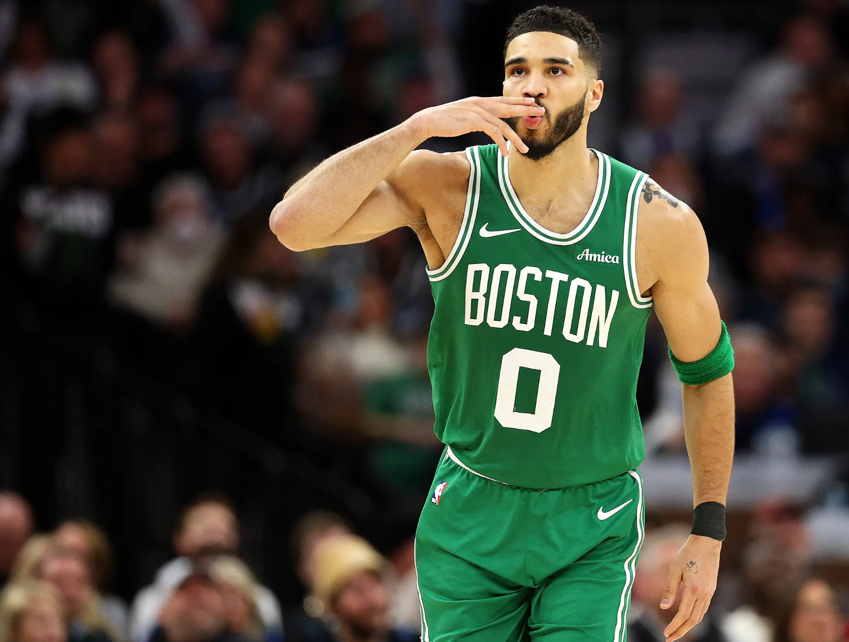 关于NBA新世纪以来，真正享受包夹待遇的球员，满打满算就5人的信息